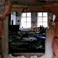 Fatboi & Steel Tipped Dove Sharif - Decay vinyl cover