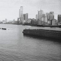 Girls In Synthesis - Now Here's An Echo From Your Future vinyl cover