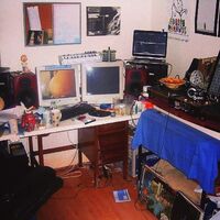 Hudson Mohawke - Hudson's Heeters Vol. 1 vinyl cover