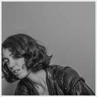 Kelly Lee Owens - Kelly Lee Owens vinyl cover