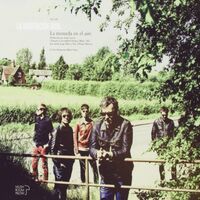 La Habitacion Roja - La Moneda En El Aire vinyl cover