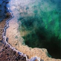 Lawrence English & Lea Bertucci - Chthonic vinyl cover