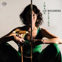 Lis Wessberg - Twain Walking vinyl cover