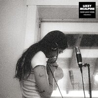 Lizzy McAlpine - Older Wiser vinyl cover