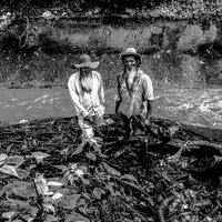 Los Mohanes - La Tumbia vinyl cover