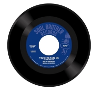 Rita Wright - Touch Me Make Love vinyl cover