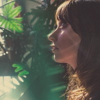 Sister Sparrow - Gold vinyl cover